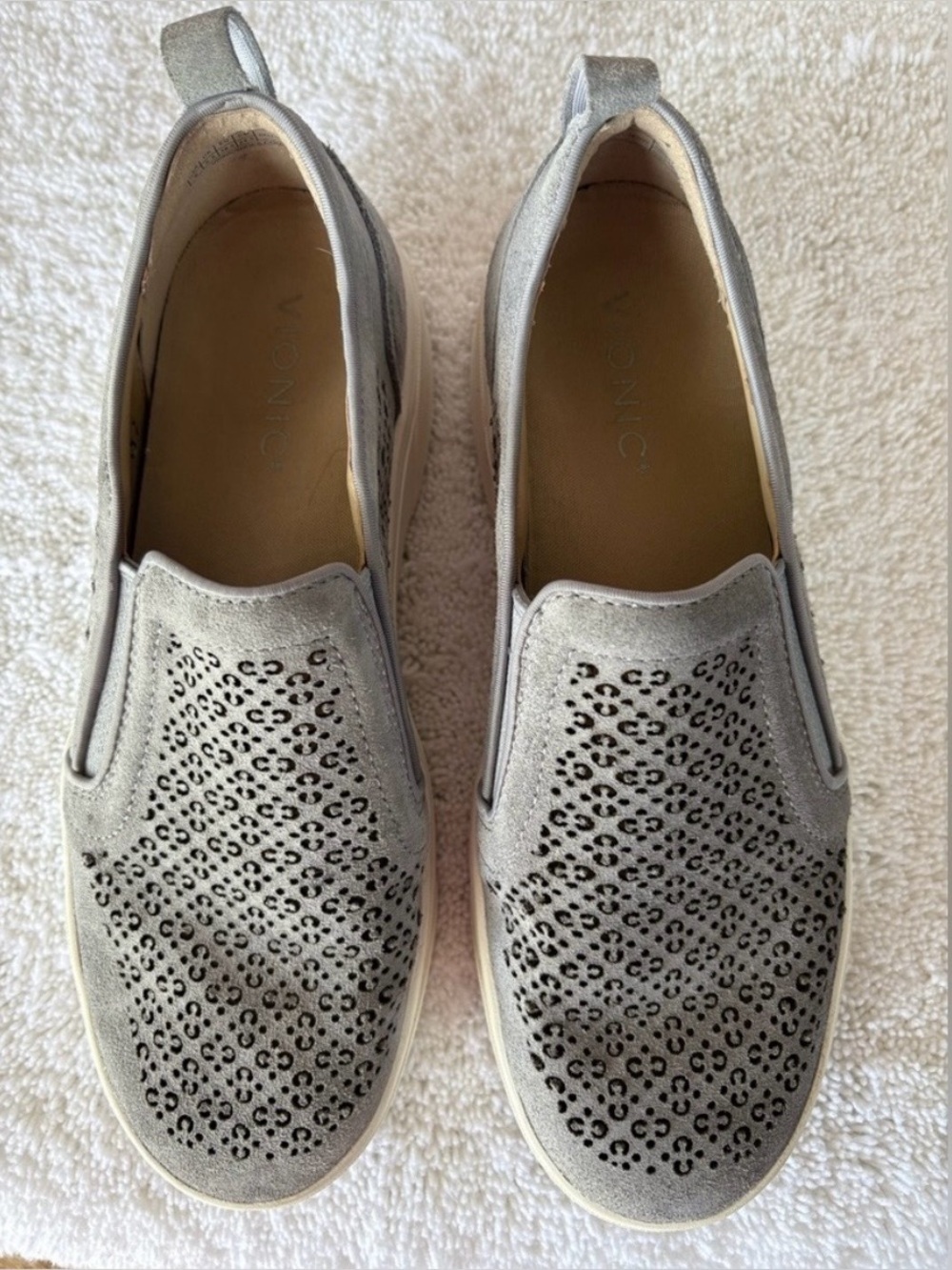 Vionic Women’s Kimmie Perf Slip-On Supportive Sneaker-Size: 8-Color: Gray Suede